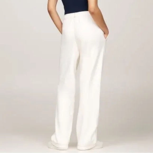 Tommy Hilfiger BADGE TOPSTITCH JOGGERS - Picture 2 of 7